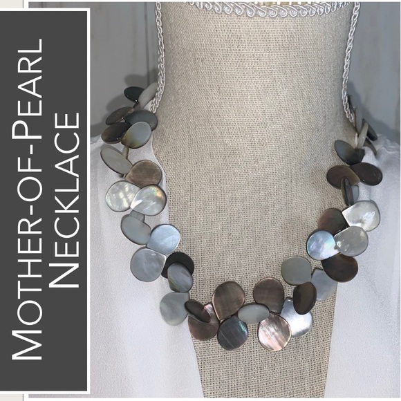 Vintage Mother-of-Pearl Necklace Teardrop Beads in Shades of Ivory to Brown EUC - Picture 2 of 7